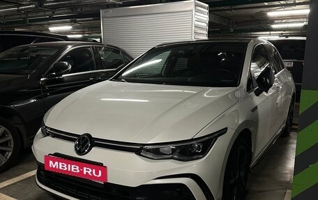 Volkswagen Golf VIII, 2021 год, 2 600 000 рублей, 26 фотография