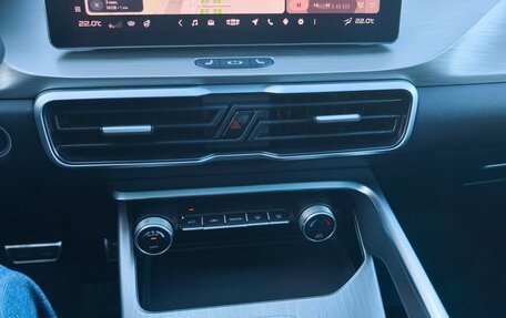 Geely Coolray I, 2023 год, 1 880 000 рублей, 7 фотография