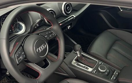 Audi Q2 I, 2025 год, 2 014 757 рублей, 6 фотография