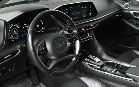 Hyundai Sonata VIII, 2020 год, 2 750 000 рублей, 17 фотография