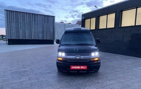 Chevrolet Express II, 2012 год, 3 200 000 рублей, 2 фотография