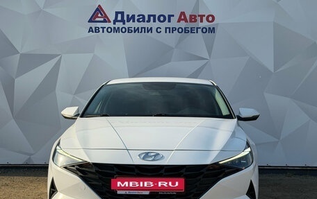 Hyundai Elantra, 2021 год, 1 950 000 рублей, 2 фотография