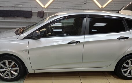 Hyundai Solaris II рестайлинг, 2014 год, 800 000 рублей, 5 фотография