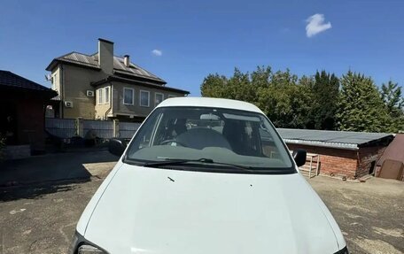 Toyota Lite Ace IV, 2002 год, 400 000 рублей, 3 фотография