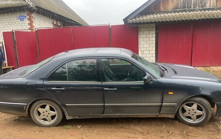 Mercedes-Benz E-Класс, 1999 год, 380 000 рублей, 8 фотография