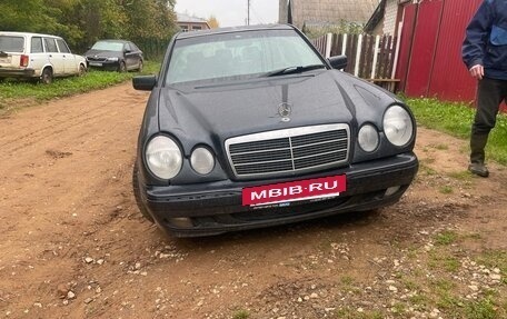 Mercedes-Benz E-Класс, 1999 год, 380 000 рублей, 6 фотография