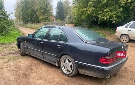 Mercedes-Benz E-Класс, 1999 год, 380 000 рублей, 11 фотография