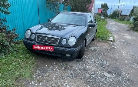 Mercedes-Benz E-Класс, 1999 год, 380 000 рублей, 12 фотография