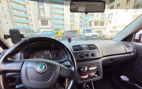 Skoda Fabia II, 2012 год, 490 000 рублей, 17 фотография