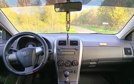 Toyota Corolla, 2010 год, 980 000 рублей, 15 фотография