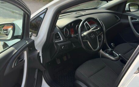 Opel Astra J, 2011 год, 620 000 рублей, 7 фотография
