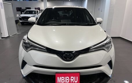 Toyota C-HR I рестайлинг, 2018 год, 2 213 000 рублей, 8 фотография