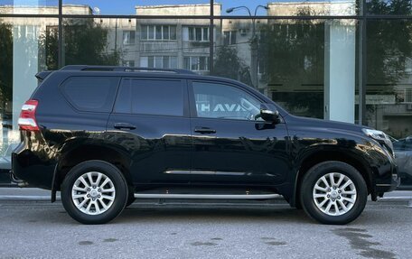 Toyota Land Cruiser Prado 150 рестайлинг 2, 2014 год, 3 075 000 рублей, 4 фотография