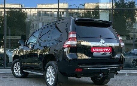 Toyota Land Cruiser Prado 150 рестайлинг 2, 2014 год, 3 075 000 рублей, 7 фотография