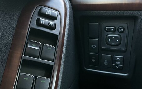 Toyota Land Cruiser Prado 150 рестайлинг 2, 2014 год, 3 075 000 рублей, 11 фотография