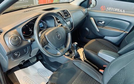 Renault Sandero II рестайлинг, 2015 год, 983 000 рублей, 10 фотография