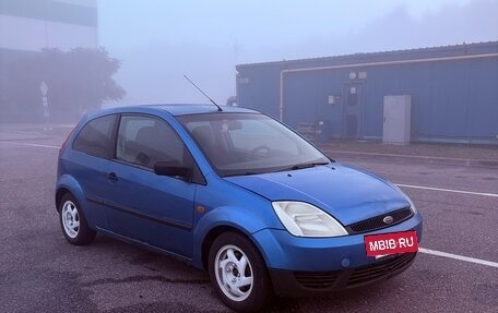 Ford Fiesta, 2005 год, 200 000 рублей, 3 фотография