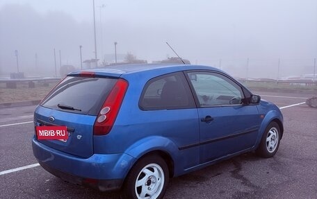 Ford Fiesta, 2005 год, 200 000 рублей, 4 фотография