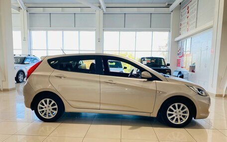 Hyundai Solaris II рестайлинг, 2011 год, 950 000 рублей, 4 фотография