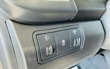 Hyundai Solaris II рестайлинг, 2011 год, 950 000 рублей, 20 фотография