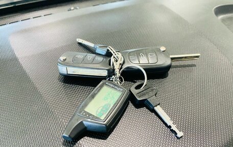 Hyundai Solaris II рестайлинг, 2011 год, 950 000 рублей, 24 фотография