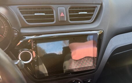 KIA Rio III рестайлинг, 2013 год, 750 000 рублей, 11 фотография