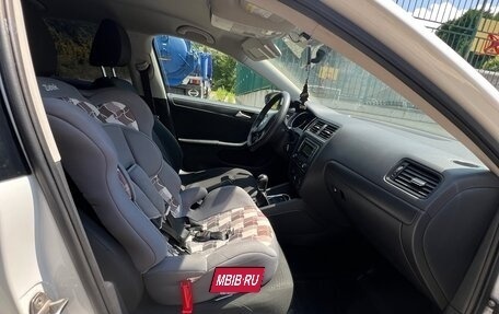 Volkswagen Jetta VI, 2015 год, 950 000 рублей, 7 фотография