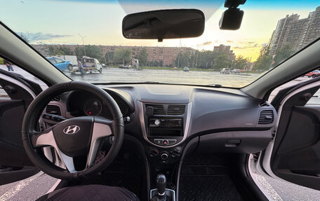 Hyundai Solaris II рестайлинг, 2014 год, 680 000 рублей, 7 фотография