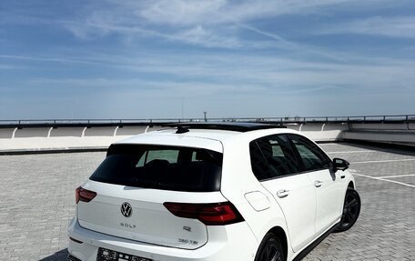 Volkswagen Golf VIII, 2022 год, 2 050 000 рублей, 10 фотография