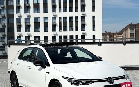 Volkswagen Golf VIII, 2022 год, 2 050 000 рублей, 6 фотография