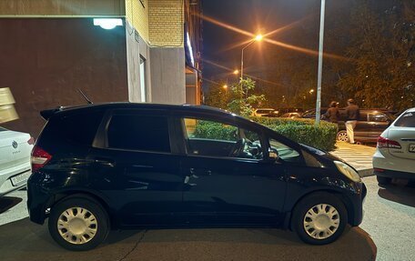 Honda Fit III, 2011 год, 850 000 рублей, 3 фотография