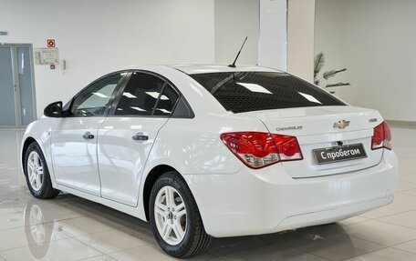 Chevrolet Cruze II, 2010 год, 460 000 рублей, 4 фотография