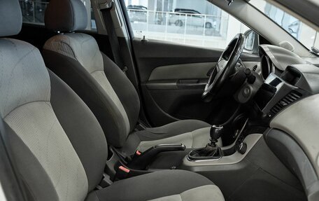 Chevrolet Cruze II, 2010 год, 460 000 рублей, 10 фотография