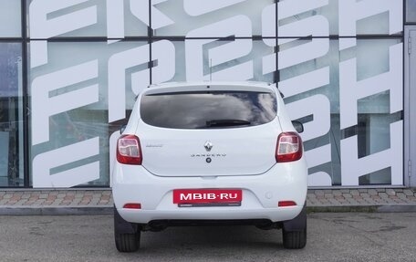 Renault Sandero II рестайлинг, 2015 год, 963 000 рублей, 4 фотография