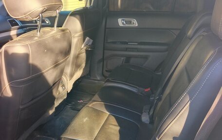 Ford Explorer VI, 2013 год, 1 800 000 рублей, 3 фотография