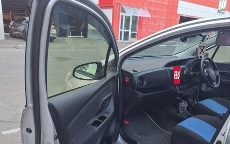 Toyota Vitz, 2019 год, 1 100 000 рублей, 10 фотография