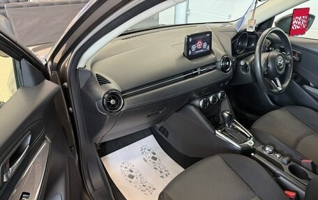 Mazda Demio IV, 2017 год, 1 099 999 рублей, 12 фотография