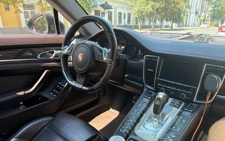 Porsche Panamera II рестайлинг, 2011 год, 3 200 000 рублей, 6 фотография