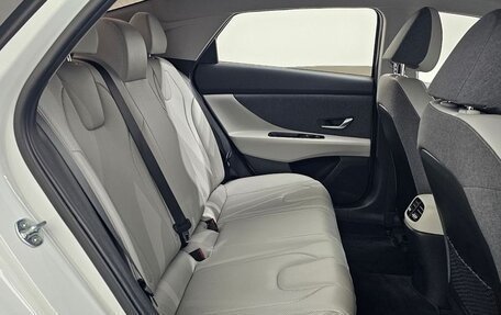 Hyundai Avante, 2023 год, 1 840 000 рублей, 12 фотография