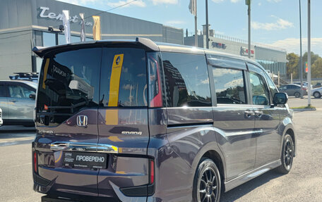 Honda Stepwgn IV, 2018 год, 2 395 000 рублей, 6 фотография