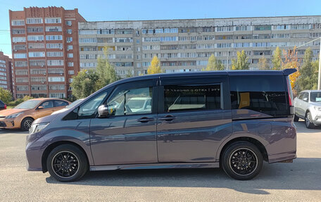 Honda Stepwgn IV, 2018 год, 2 395 000 рублей, 10 фотография
