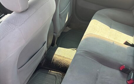 Toyota Prius, 2006 год, 620 000 рублей, 12 фотография