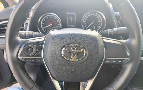 Toyota Camry, 2023 год, 2 800 000 рублей, 14 фотография