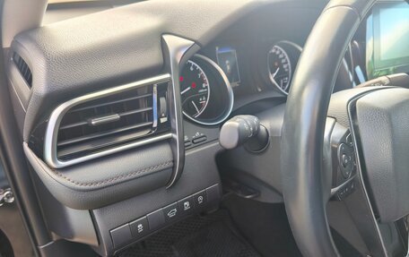 Toyota Camry, 2023 год, 2 800 000 рублей, 24 фотография