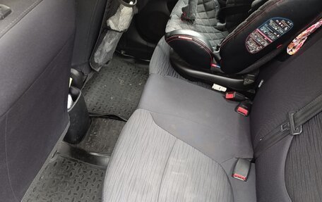 Hyundai Solaris II рестайлинг, 2015 год, 1 150 000 рублей, 10 фотография