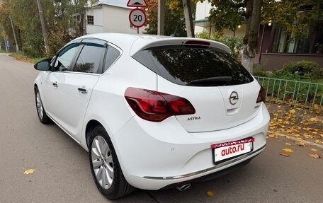Opel Astra J, 2013 год, 790 000 рублей, 4 фотография