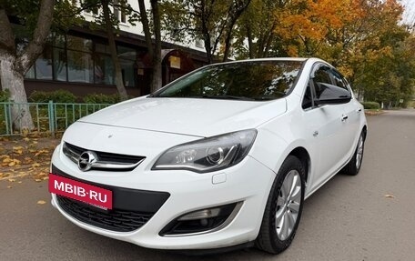 Opel Astra J, 2013 год, 790 000 рублей, 14 фотография