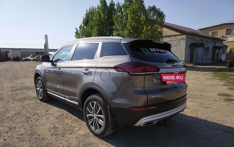 Geely Atlas, 2023 год, 1 870 000 рублей, 4 фотография