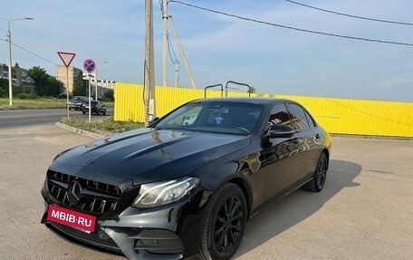 Mercedes-Benz E-Класс, 2016 год, 2 250 000 рублей, 1 фотография