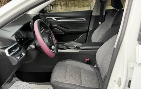 Geely Emgrand, 2023 год, 1 350 000 рублей, 8 фотография